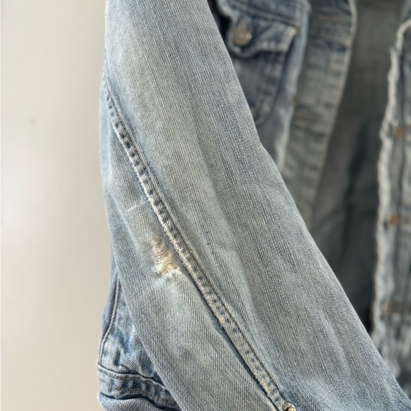 J Crew vintage distressed Jean jacket - Picture 12 of 13